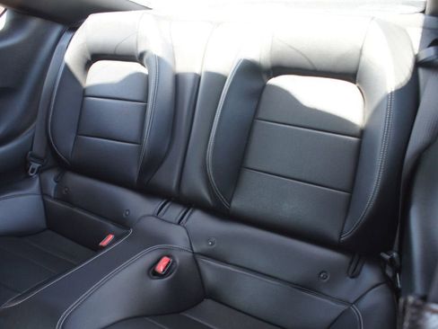 Used 2015 Ford Mustang GT Premium w/ GT Performance Package RWD image 13