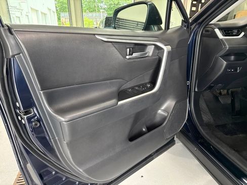 Used 2024 Toyota RAV4 XLE FWD image 6