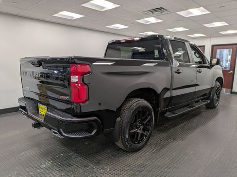 Used 2022 Chevrolet Silverado 1500 RST image 4