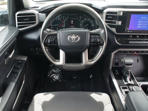 Used 2024 Toyota Tundra SR5 w/ SR5 Convenience Package AWD/4WD image 5