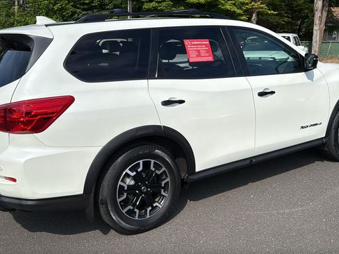 Used 2020 Nissan Pathfinder SL AWD/4WD image 27