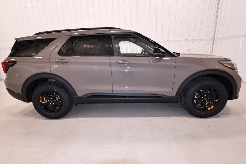 New 2027 Ford Explorer Tremor AWD/4WD image 2