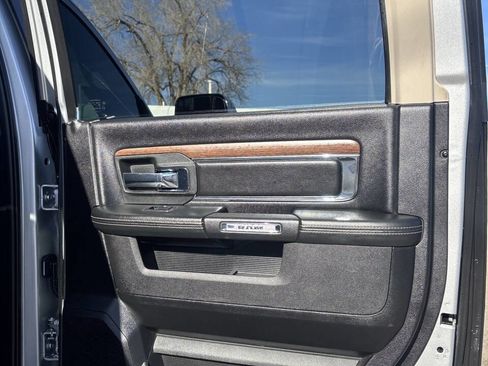 Used 2018 RAM 1500 Laramie w/ Convenience Group image 19