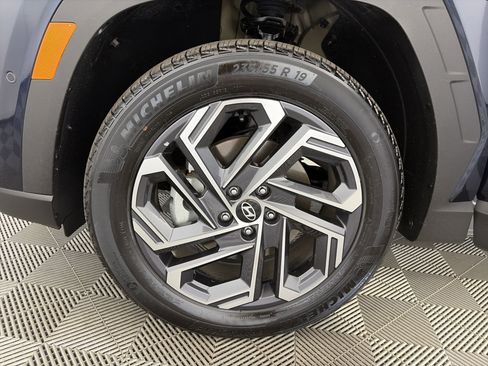 Used 2025 Hyundai Tucson Limited AWD/4WD image 13