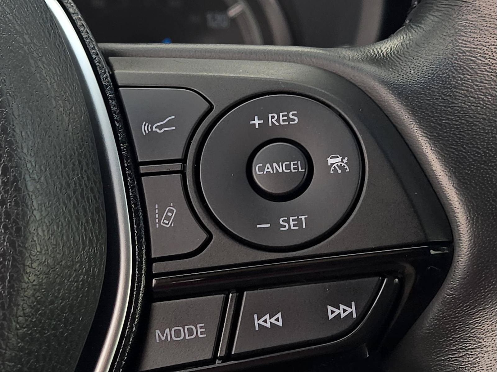 Used 2021 Toyota Venza Limited w/ Advanced Technology Package AWD/4WD image 18
