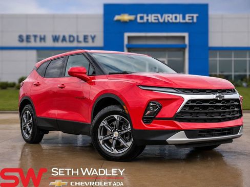 Used 2023 Chevrolet Blazer LT w/ Convenience Package FWD image 1