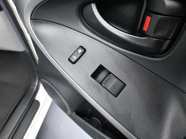 Used 2012 Toyota RAV4 EV FWD image 36
