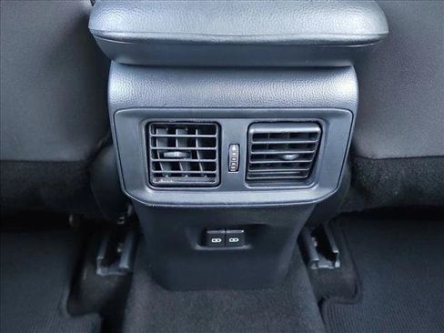 Used 2024 Toyota RAV4 XLE FWD image 22