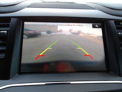 Used 2014 Lincoln MKS image 41