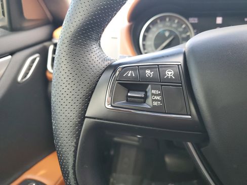 Used 2022 Maserati Ghibli Modena image 18