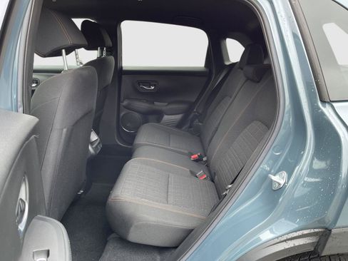 Used 2024 Honda HR-V Sport image 14