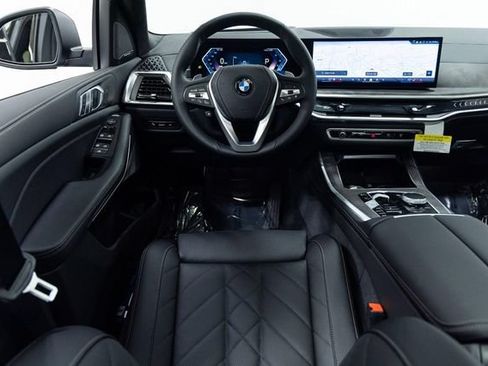 Used 2026 BMW X5 xDrive40i AWD/4WD image 3