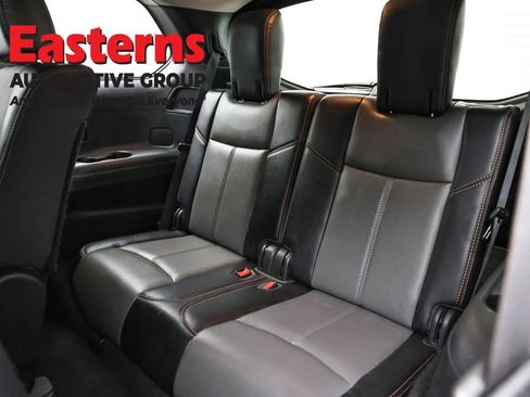 Used 2020 Nissan Pathfinder SL AWD/4WD image 30