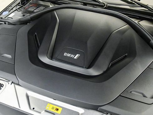 Certified 2023 BMW i4 eDrive35 w/ Premium Package RWD image 25