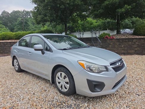 Used 2014 Subaru Impreza 2.0i Premium AWD/4WD image 19