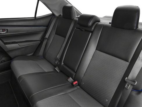 Used 2018 Toyota Corolla SE FWD image 14