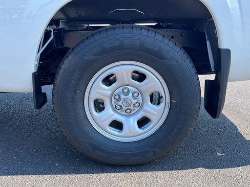 New 2026 Nissan Frontier S image 9