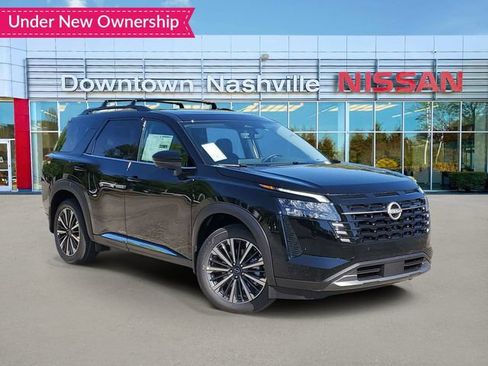 Used 2026 Nissan Pathfinder Platinum AWD/4WD image 1