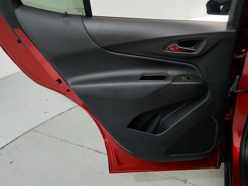 Used 2024 Chevrolet Equinox LT w/ LPO, Floor Liner Package image 17