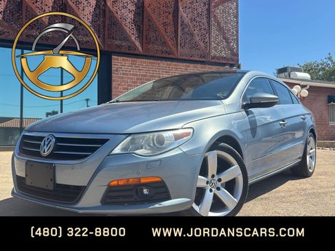 Used 2009 Volkswagen CC VR6 Sport FWD image 1