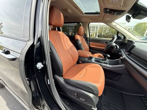 Certified 2026 Kia Carnival SX FWD image 28
