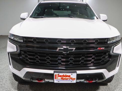 Used 2023 Chevrolet Tahoe Z71 w/ Luxury Package image 4