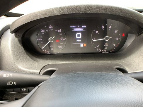 Used 2023 RAM ProMaster 2500 FWD image 12