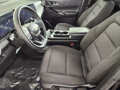 Certified 2025 Chevrolet Equinox LT image 12