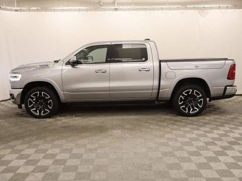 Used 2025 RAM 1500 Limited AWD/4WD image 9