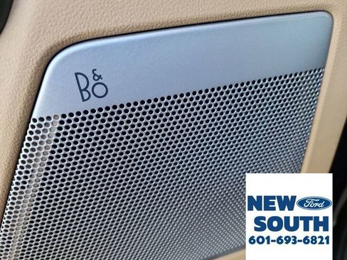 Used 2023 Ford F350 Lariat w/ Chrome Package image 12