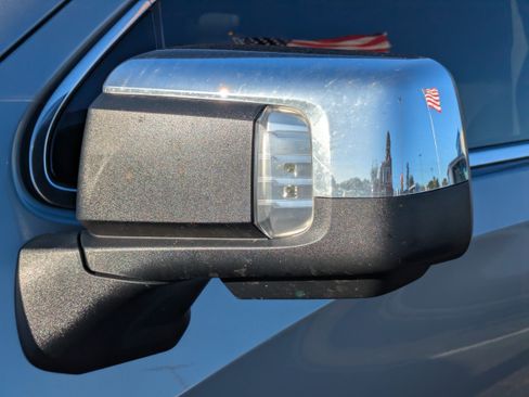 Used 2023 GMC Sierra 1500 SLT w/ SLT Premium Plus Package image 31