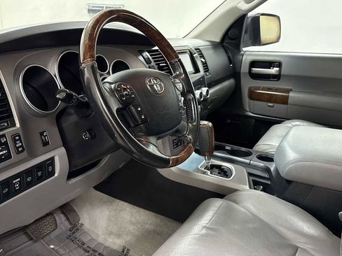 Used 2010 Toyota Sequoia Platinum image 12