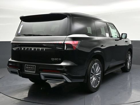 New 2026 INFINITI QX80 Luxe image 4