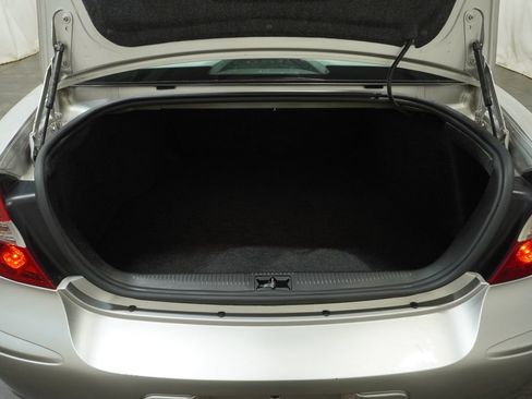 Used 2006 Buick LaCrosse CX FWD image 6