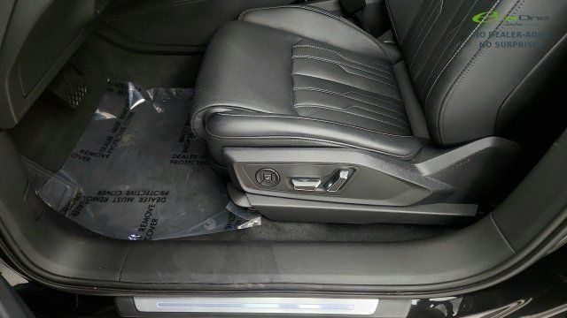 Used 2024 Audi Q8 e-tron Prestige w/ Prestige Package AWD/4WD image 50
