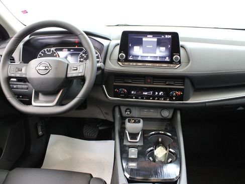 New 2026 Nissan Rogue SV image 9