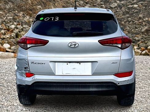 Used 2018 Hyundai Tucson SE w/ Cargo Package image 4