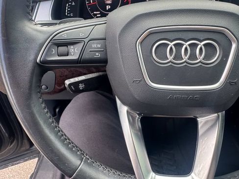 Used 2019 Audi Q7 2.0T Premium Plus AWD/4WD image 23