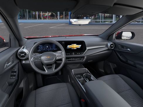New 2026 Chevrolet Equinox LT w/ Safety and Technology Package AWD/4WD image 15