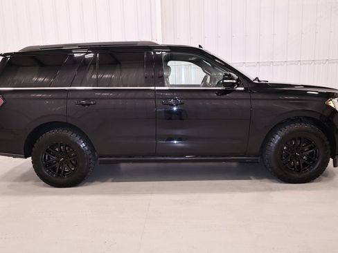 Certified 2020 Ford Expedition Limited w/ Equipment Group 303A AWD/4WD image 2