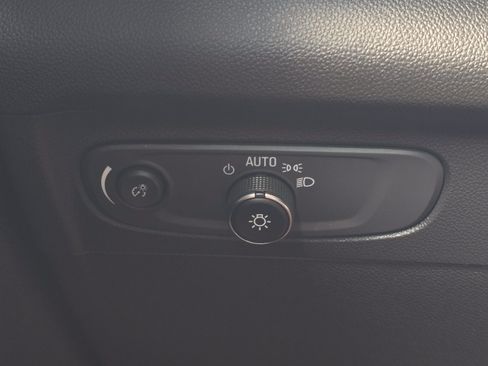 Used 2023 Buick Envision Preferred FWD image 23