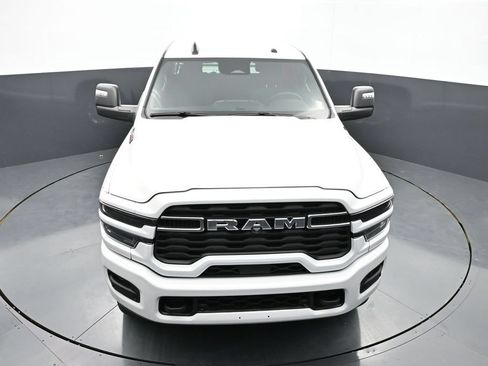 New 2026 RAM 2500 Big Horn AWD/4WD image 32