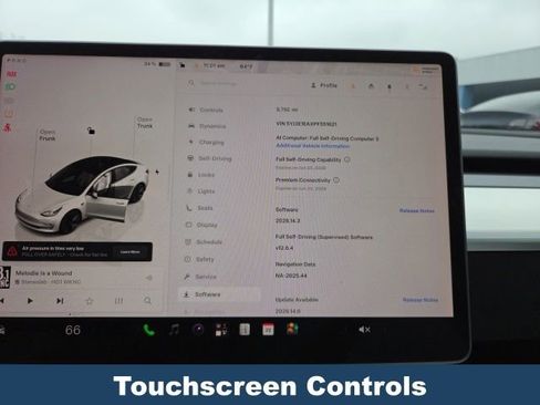 Used 2023 Tesla Model 3 Standard Range RWD image 10