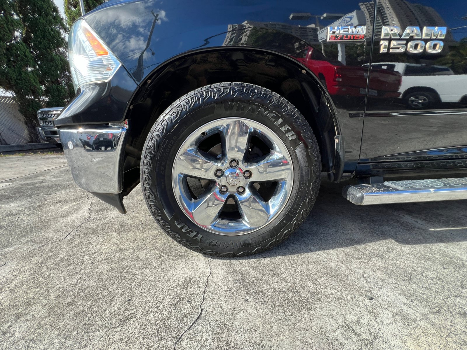 Used 2017 RAM 1500 Big Horn RWD image 21