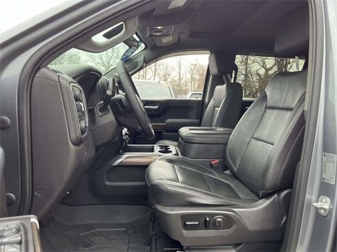 Used 2019 Chevrolet Silverado 1500 RST image 11