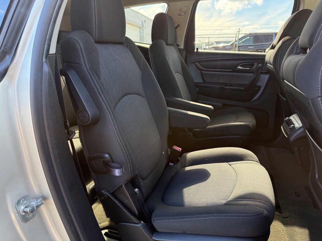 Used 2014 Chevrolet Traverse LT AWD/4WD image 21
