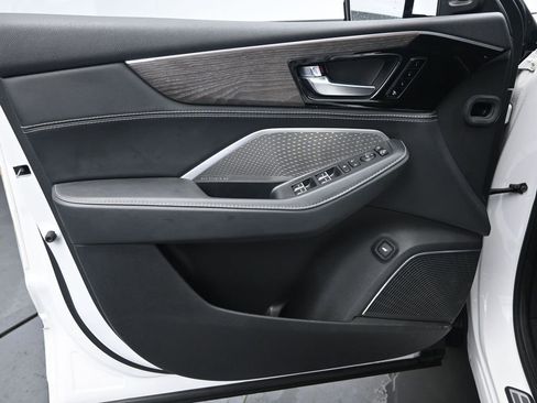 Used 2023 Acura MDX SH-AWD w/ Advance Package image 29