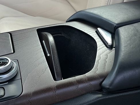 Used 2018 Maserati Ghibli GranLusso image 16