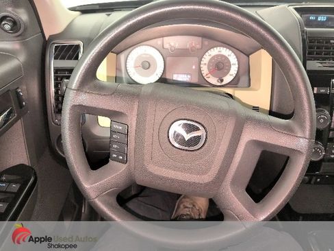 Used 2008 MAZDA Tribute s image 16