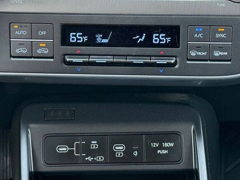 Used 2024 Hyundai Kona SEL w/ Convenience Package AWD/4WD image 26